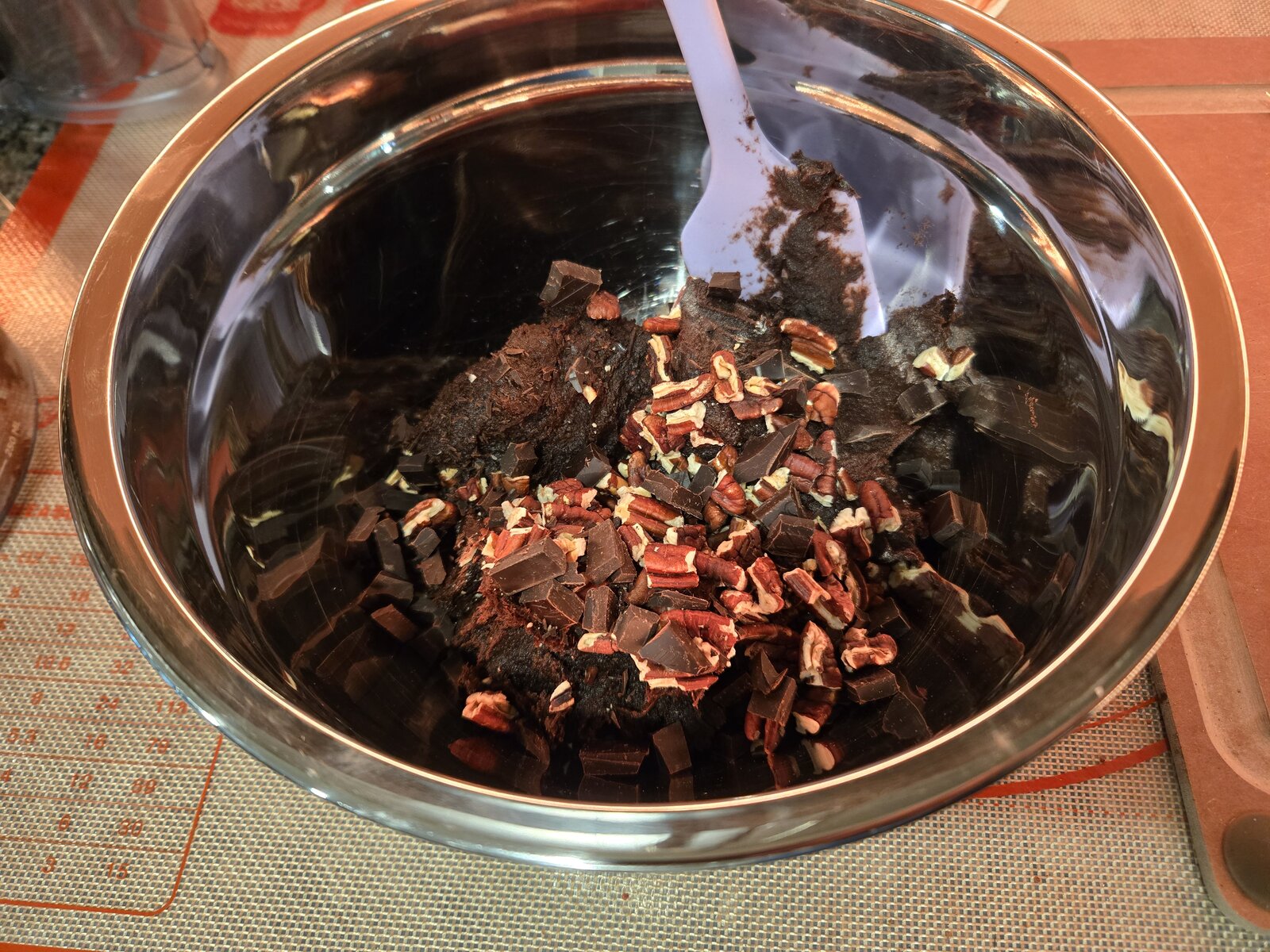 Date brownie mixture with nuts and chocolate